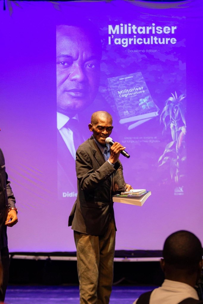 Didier Mumengi, le professeur Jean-Jacques Muyembe et Eddy Malou